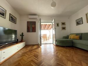 Gallery image of Vila Mare in Baška Voda +44 photos