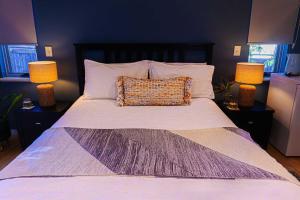 Katil atau katil-katil dalam bilik di Margaret Retreat Pet Friendly Unit