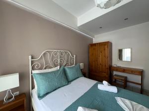 Gallery image of Artemis Rooms two steps by the sea in Plataniás +92 photos
