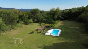 Bazén v ubytování Cabañas por día en Valle Hermoso Sierras de Córdoba nebo v jeho okolí + 17 fotografií