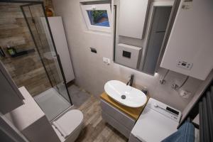 Vannituba majutusasutuses Wygodny eko domek koło nadmorskiego Parku Krajobrazowego