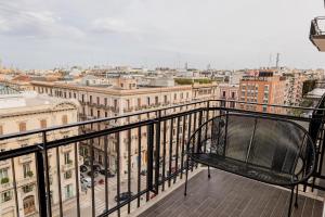 Balkón nebo terasa v ubytování Panoramic Flat-Les Suites