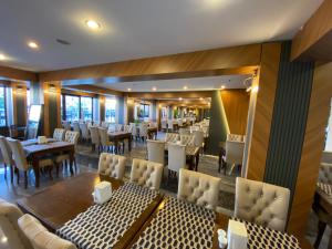 Posezení v ubytování Side Yeşilöz Hotel