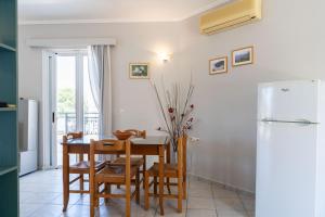 A kitchen or kitchenette at Medousa Studio & Apartments