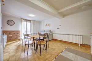 Posedenie v ubytovaní Casa Ana Mari I by Clabao