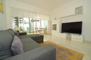 Μια τηλεόραση ή/και κέντρο ψυχαγωγίας στο Penthouse Punta prima Torrevieja