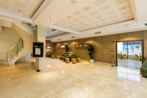 Vstupní hala nebo recepce v ubytování Hotel Torremar - Mares