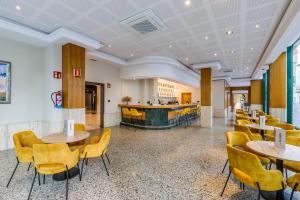 Posezení v ubytování Hotel Torremar - Mares