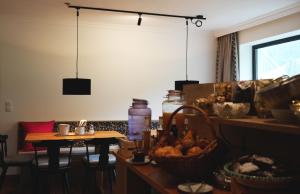 Eten bij of ergens in de buurt van het pension

