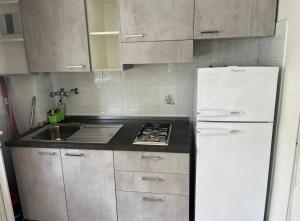 A kitchen or kitchenette at Villa Margherita