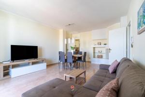 TV a/nebo společenská místnost v ubytování Casa Esperanza by Vivimy