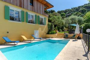 Villa Summertime