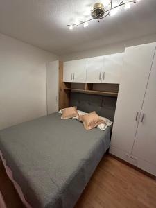 Postel nebo postele na pokoji v ubytování Apartment Lovre Topic