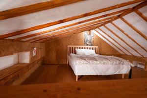 Billede fra billedgalleriet på Cabin with sauna, near the beach i Vitols