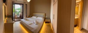Cama ou camas em um quarto em Calm View