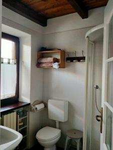 Koupelna v ubytování Lo noú b&b