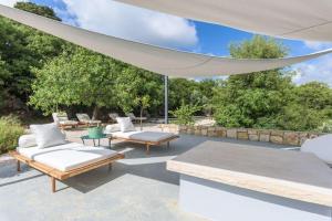 Gallery image of Amani Luxury 4-Bedroom Villa & Pool in Batroun in Batroûn