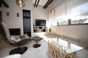 TV a/nebo společenská místnost v ubytování Apartment APEX