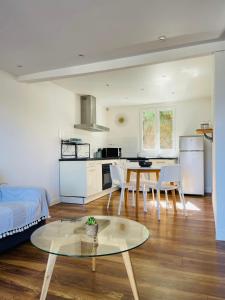 Kuchyň nebo kuchyňský kout v ubytování Propriété Malva appartement margherita