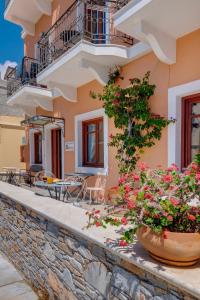 Балкон или терраса в Electra Syros - Adults Only
