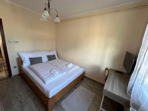 Posteľ alebo postele v izbe v ubytovaní Siófok apartman