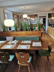 Khu vực ghế ngồi tại Hotel Ochsen