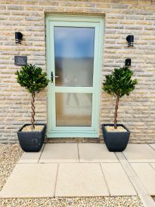 Ảnh trong thư viện ảnh của Fox Acre Lodge - Amazing Views ở Usk