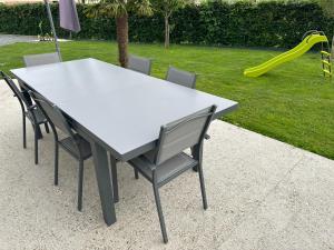 Gallery image of Maison chaleureuse au calme in Roumare +27 photos