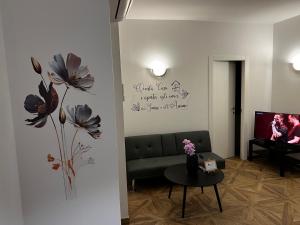 TV a/nebo společenská místnost v ubytování EmilBo' House