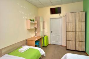 Posteľ alebo postele v izbe v ubytovaní Hostel Podolski Plus