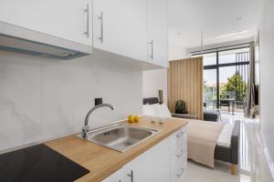 Kuchyň nebo kuchyňský kout v ubytování Matej