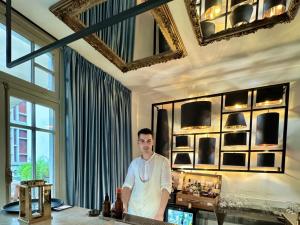 Foto de la galeria de Athens The L7 Str - Luxury Boutique Collection Hotel a Atenes