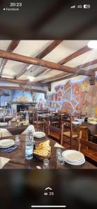 Restaurace v ubytování Is Cubas