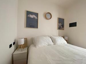 Foto de la galería de Salt Whisper - Salt Whisper - Bilocale con terrazzi e piscina en La Caletta