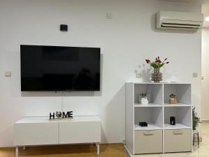 Telewizja i/lub zestaw kina domowego w obiekcie IN Split