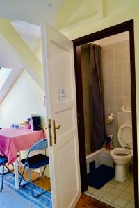 Koupelna v ubytování U6 Schöpfwerk Hostel 11