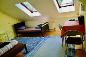 Postel nebo postele na pokoji v ubytování U6 Schöpfwerk Hostel 11