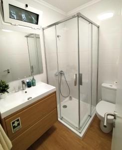 Et badeværelse på Porto Santo - Pedras Pretas Beach House + 21 billeder