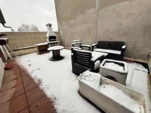 Mini-Loft, terrasse 24m2, Internet Haut-débit, garage privé et place de parking semasa musim sejuk