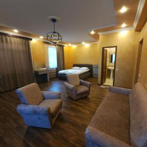 Χώρος καθιστικού στο Alpha Rest House