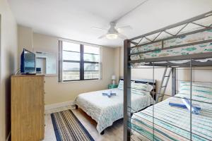 Ένα ή περισσότερα κρεβάτια σε δωμάτιο στο Seaview Dreams +29 φωτογραφίες