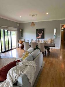 Gallery image of Prouts lodge in Eden Park