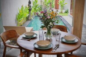 Jaya Oasis Villa 3游泳池或附近泳池