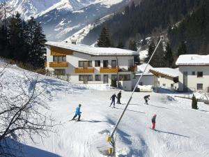 Sportapart Schweighofer Ski-in & Ski-out during the winter