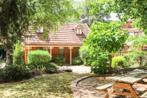 Vườn quanh Amber Cottage