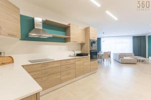 Dapur atau dapur kecil di Stunning 3BR home in Gozo with access to pool by 360 Estates