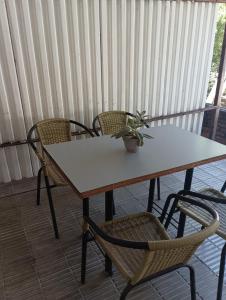 Afbeelding uit fotogalerij van Alojamiento in Fray Bentos +1 foto