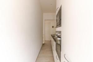 A kitchen or kitchenette at La Casa di Nonna