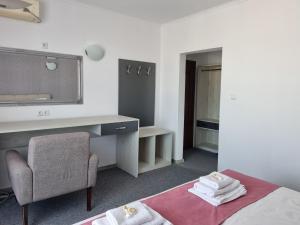 Postel nebo postele na pokoji v ubytování Dani beach Sozopol