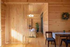 Φωτογραφία από το άλμπουμ του Elegant pet-friendly double villa, perfect for couples Svaneti Countryside 4 στη Μέστια